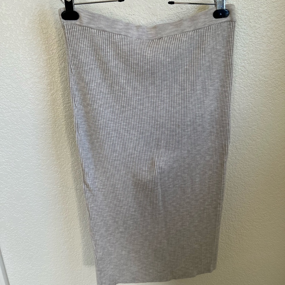 Abercrombie ribbed midi skirt